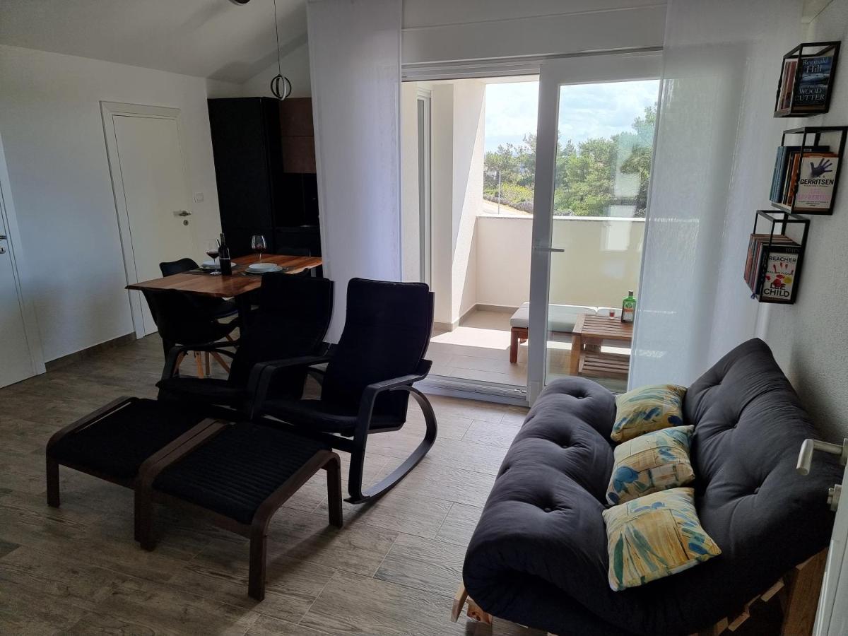 Aksa Residences Vir Exteriör bild